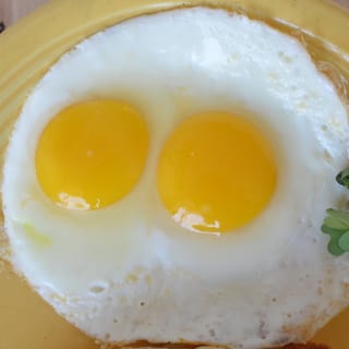 2 Eggs Your Way